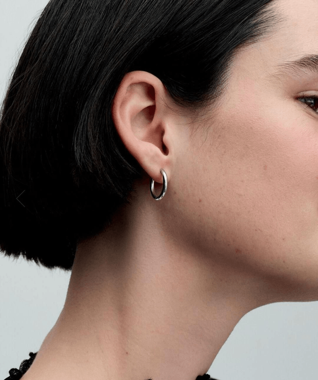 Boucles d'Oreilles Créoles à Charms de 18 mm Pandora Moments