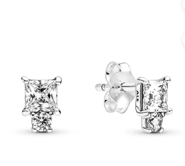 Boucles d&#039;oreilles rondes et carrées étincelantes