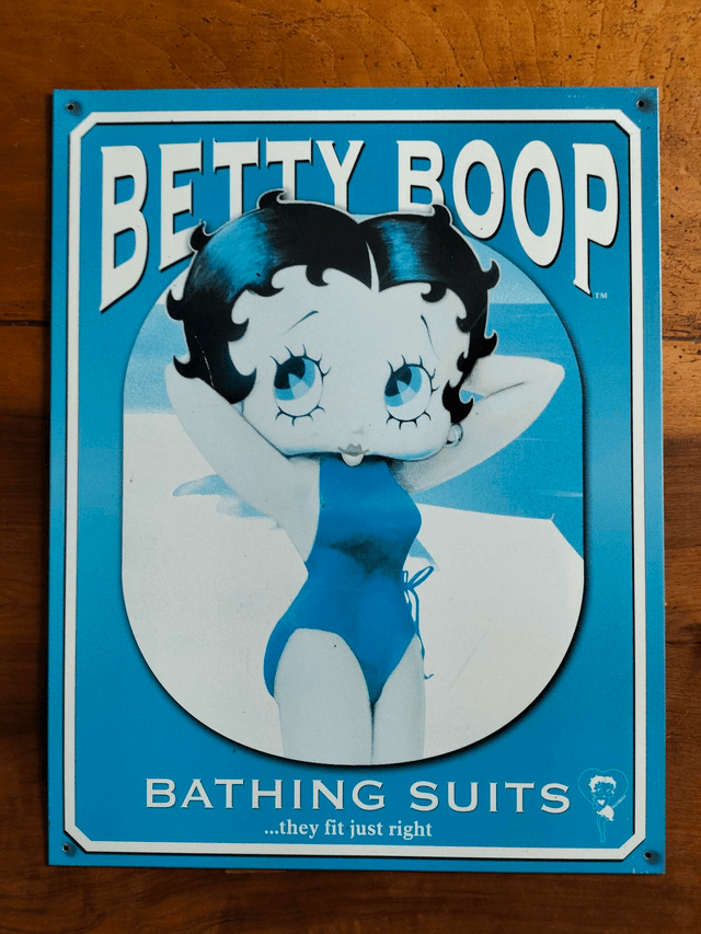 Plaque metal aspect vintage / Betty Boop bathing suits / occasion T.B.E